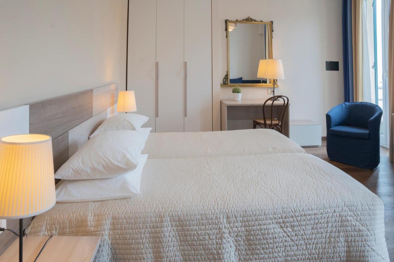 Albergo Celeste セストリ・レヴァンテ エクステリア 写真
